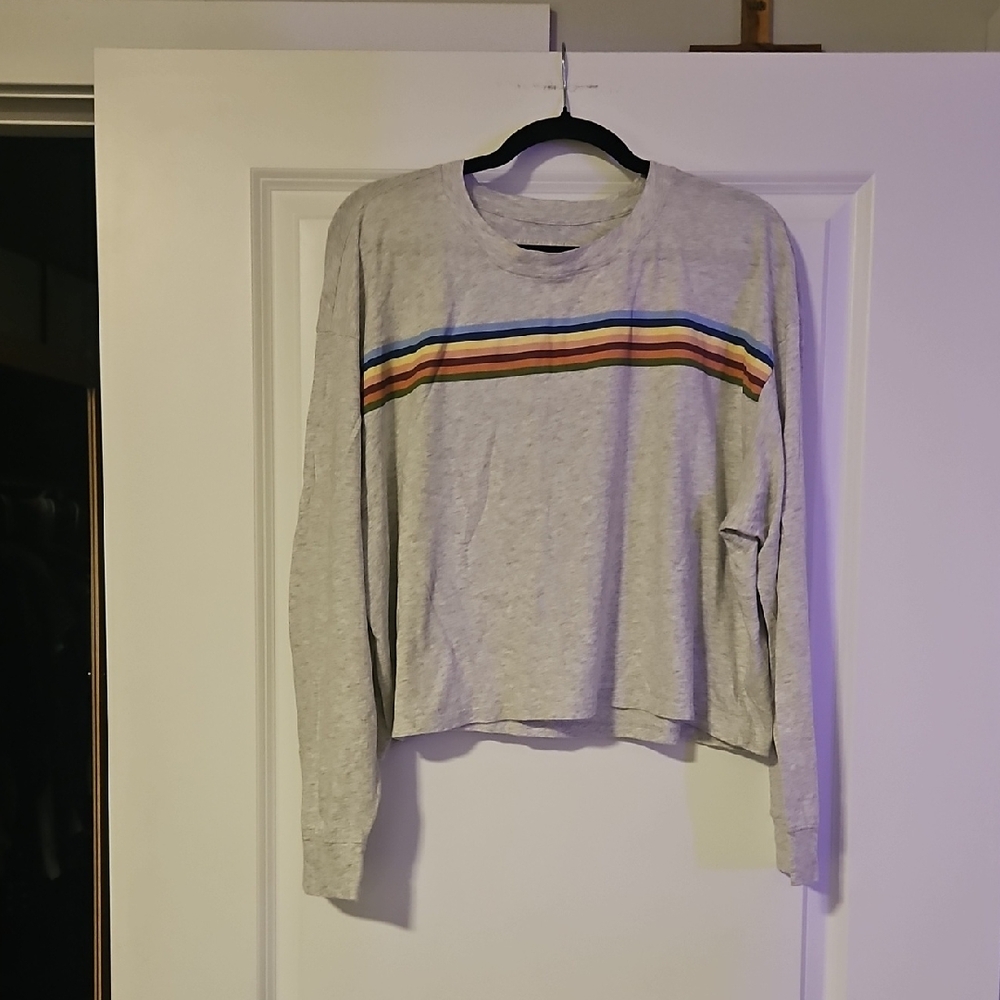 American Eagle Outfitters Heathered Gray Top